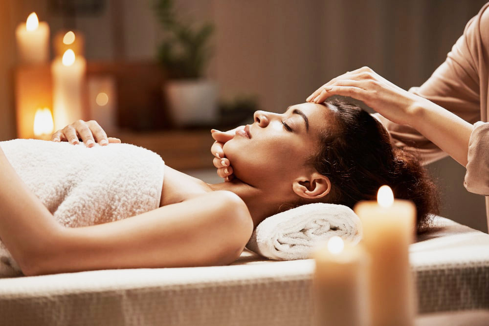 Damsel Full body massage and spa